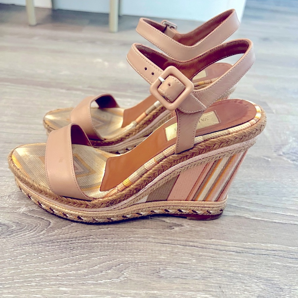 Original NWOT Valentino Striped Wedges size 38/8 excellent conditions with box.